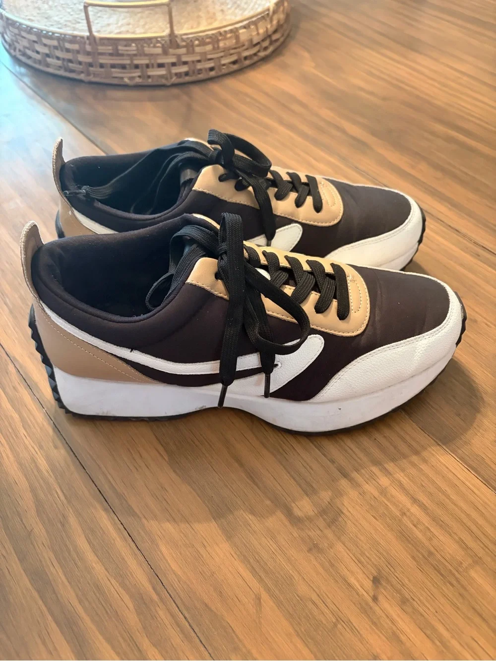 DV by Dolce Vita Black, White & Tan Women's Platform Sneakers